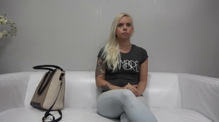 1. Download full pics of Martina (24) from czechcasting.com