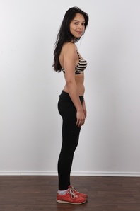 5. Download full pics of Silvie (18) from czechcasting.com