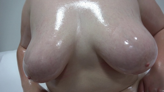 9. Download full pics of Veronika (20) from czechcasting.com