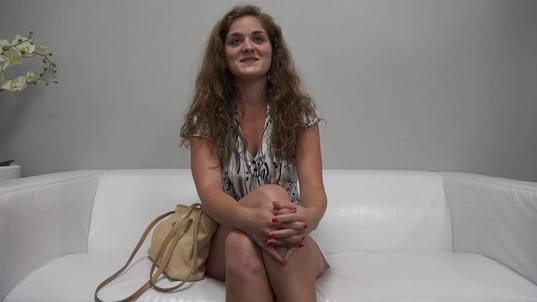 1. Download full pics of Aneta (25) from czechcasting.com