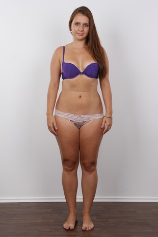 7. Download full pics of model Lucie (27) from czechcasting.com