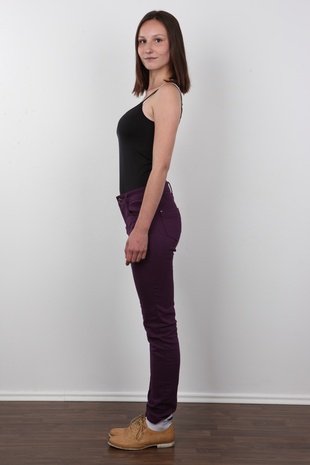 3. Download full pics of model Kristyna (18) from czechcasting.com