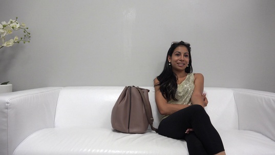 1. Download full pics of Iveta (20) from czechcasting.com