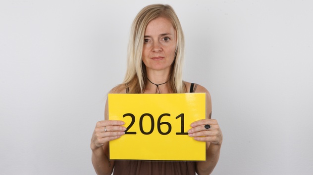 Czech Casting: Laura (41)