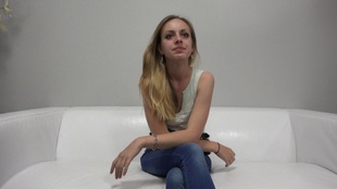 1. Download full pics of Jarmila (29) from czechcasting.com