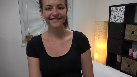 12. Download full pics of Magdalena (18) from czechcasting.com