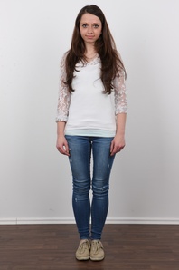 2. Download full pics of Lucie (25) from czechcasting.com