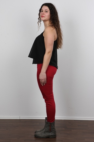 3. Download full pics of model Kristyna (23) from czechcasting.com