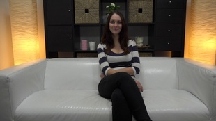 1. Download full pics of Tereza (24) from czechcasting.com