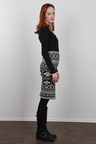 3. Download full pics of model Katerina (22) from czechcasting.com