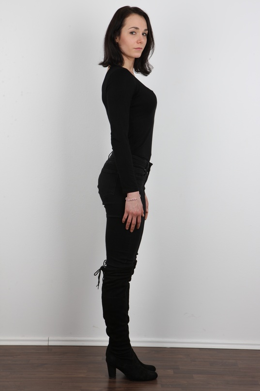 3. Download full pics of Kristyna (24) from czechcasting.com