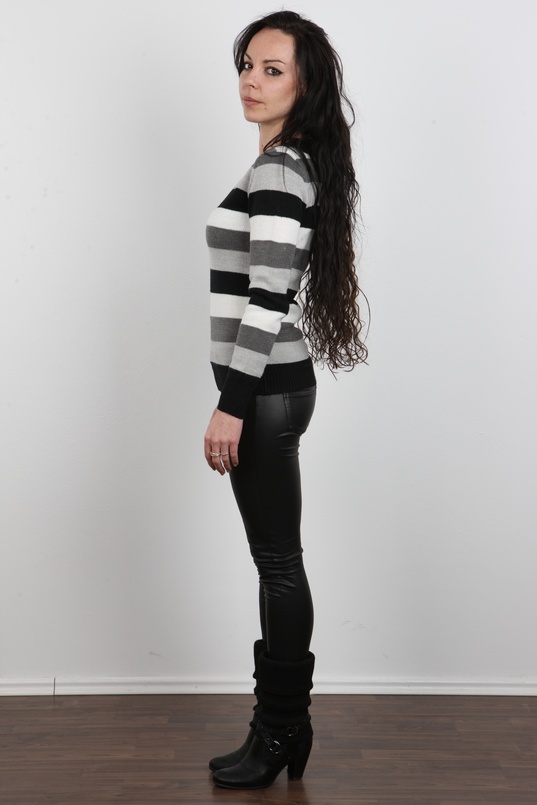 3. Download full pics of Lucka (35) from czechcasting.com