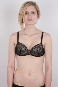 6. Download full pics of Barbora (21) from czechcasting.com