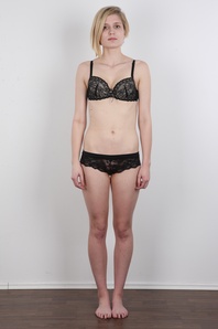 7. Download full pics of Barbora (21) from czechcasting.com