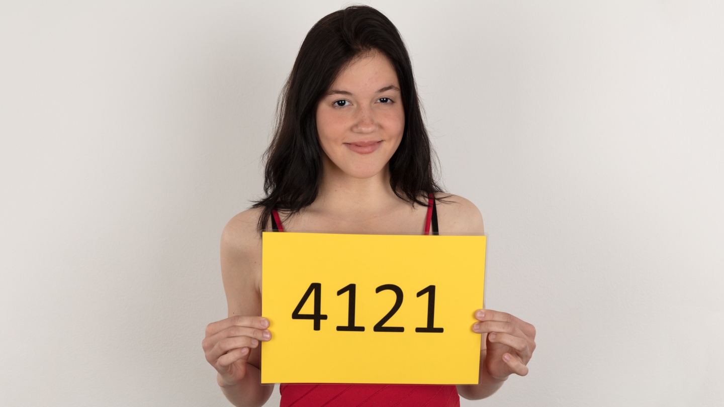 Nikol (18)