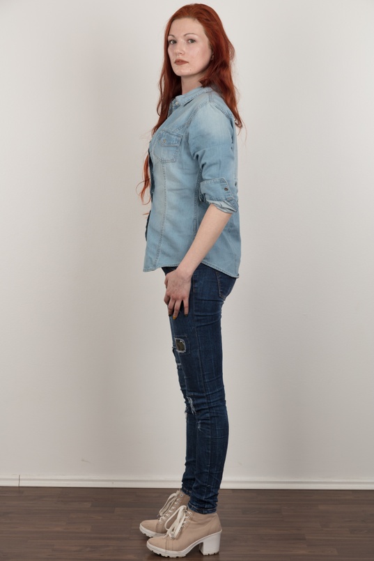 3. Download full pics of Nikola (24) from czechcasting.com