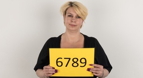 Czech Casting: Mirka (42)