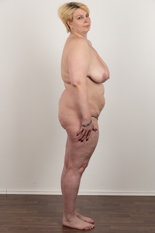 14. Download full pics of model Mirka (42) from czechcasting.com
