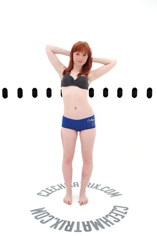 Czech Casting: Niky (18) 360°