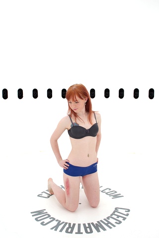 Czech Casting: Niky (18) 360°