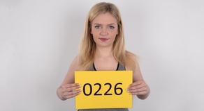 Michaela (18)