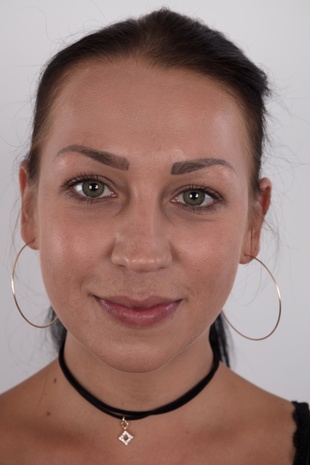1. Download full pics of model Stanka (27) from czechcasting.com
