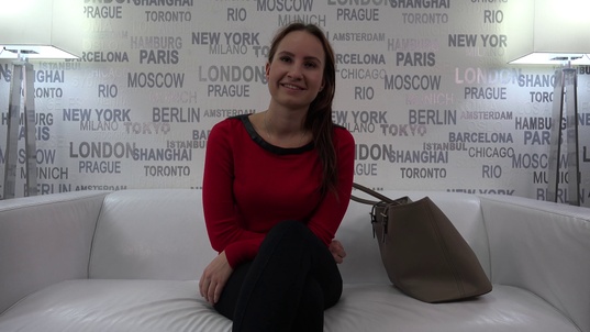 1. Download full pics of Anastazie (18) from czechcasting.com