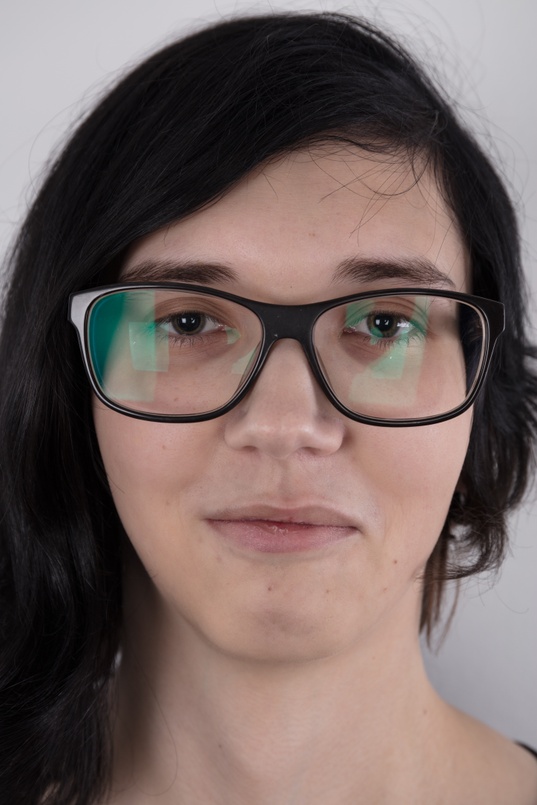 1. Download full pics of Misa (22) from czechcasting.com