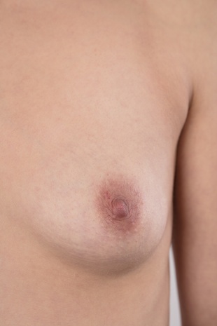 14. Download full pics of model Beata (23) from czechcasting.com