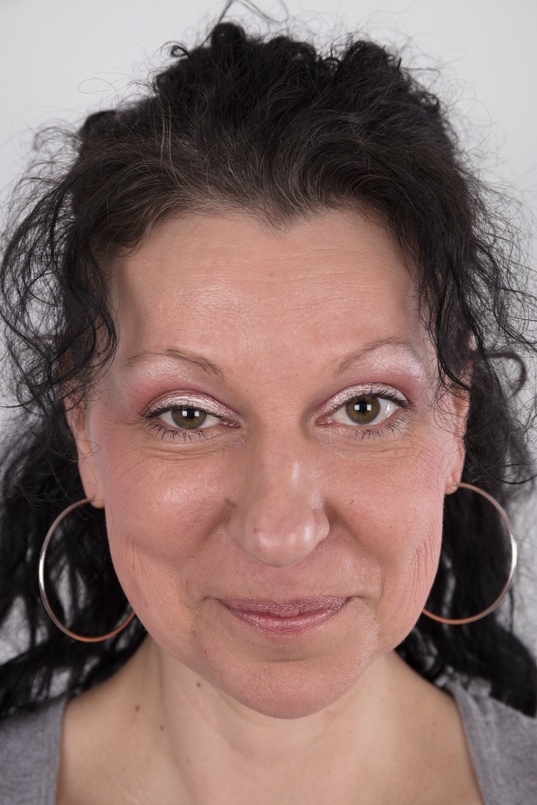 1. Download full pics of Jana a Dalibor (42) from czechcasting.com