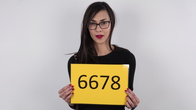 CZECH CASTING - LADA (6678)