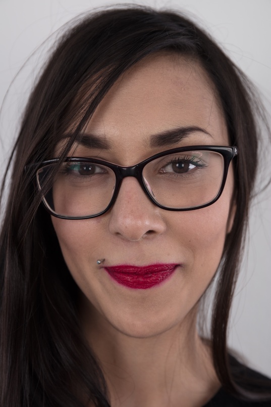 1. Download full pics of Lada (24) from czechcasting.com