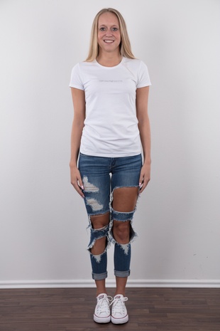 2. Download full pics of model Stepanka (20) from czechcasting.com