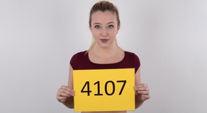 Kelly (23)