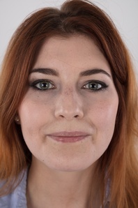 1. Download full pics of Eva (30) from czechcasting.com