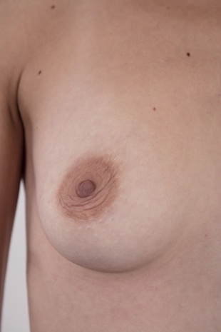 11. Download full pics of model Nikola (19) from czechcasting.com