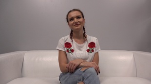 1. Download full pics of Patricie (24) from czechcasting.com