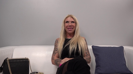 1. Download full pics of Irena (53) from czechcasting.com