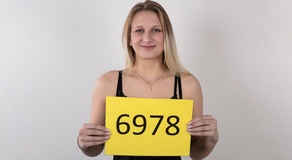 Czech Casting: Kristyna (18)