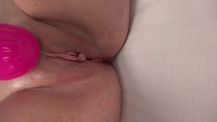 9. Download full pics of Karolina (22) from czechcasting.com