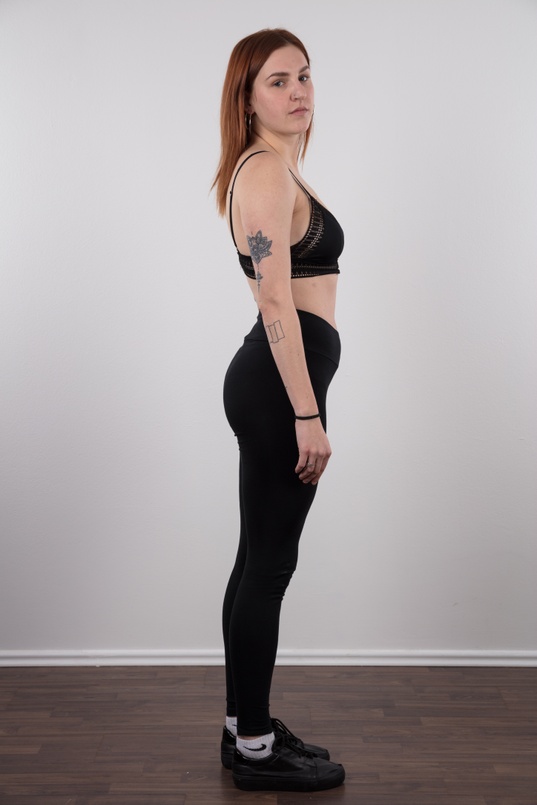 4. Download full pics of Klara (21) from czechcasting.com