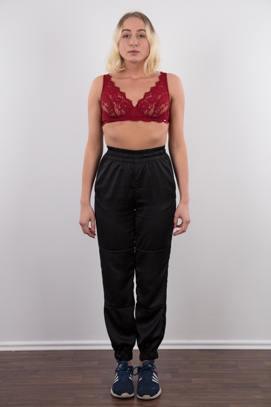 3. Download full pics of Radka (18) from czechcasting.com