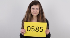 Michaela (21)