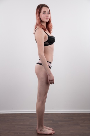 7. Download full pics of model Kristyna (21) from czechcasting.com