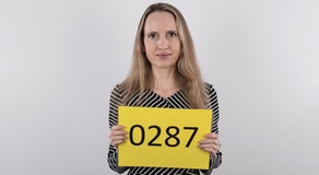 Czech Casting: Julie (39)