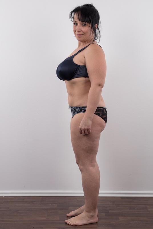 9. Download full pics of Marie (39) & Milan from czechcasting.com