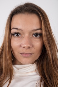 1. Download full pics of Aneta (19) & Zdenek from czechcasting.com