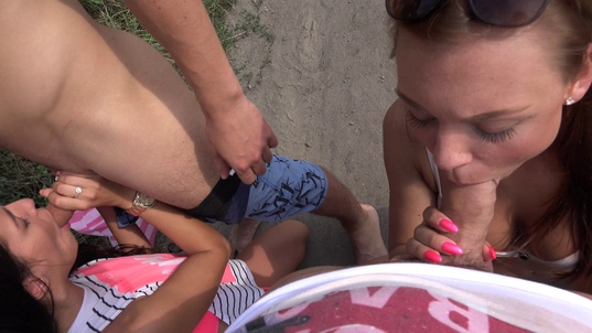 3. Download full pics of Beauty fucks in public from czechcouples.com