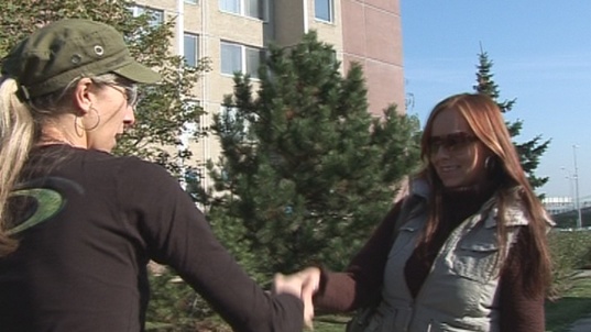 1. Download full pics of Natürliche Brüste und Analverkehr from czechfirstvideo.com