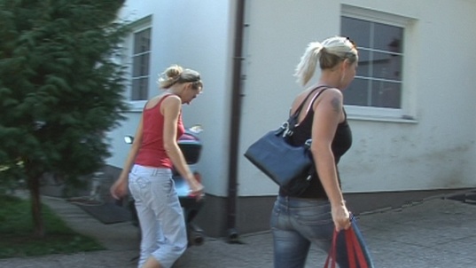 3. Download full pics of MILF gets fisted hard from czechav.com